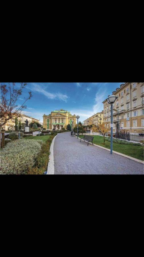 Apartman Vidi Apartment Rijeka Exterior foto